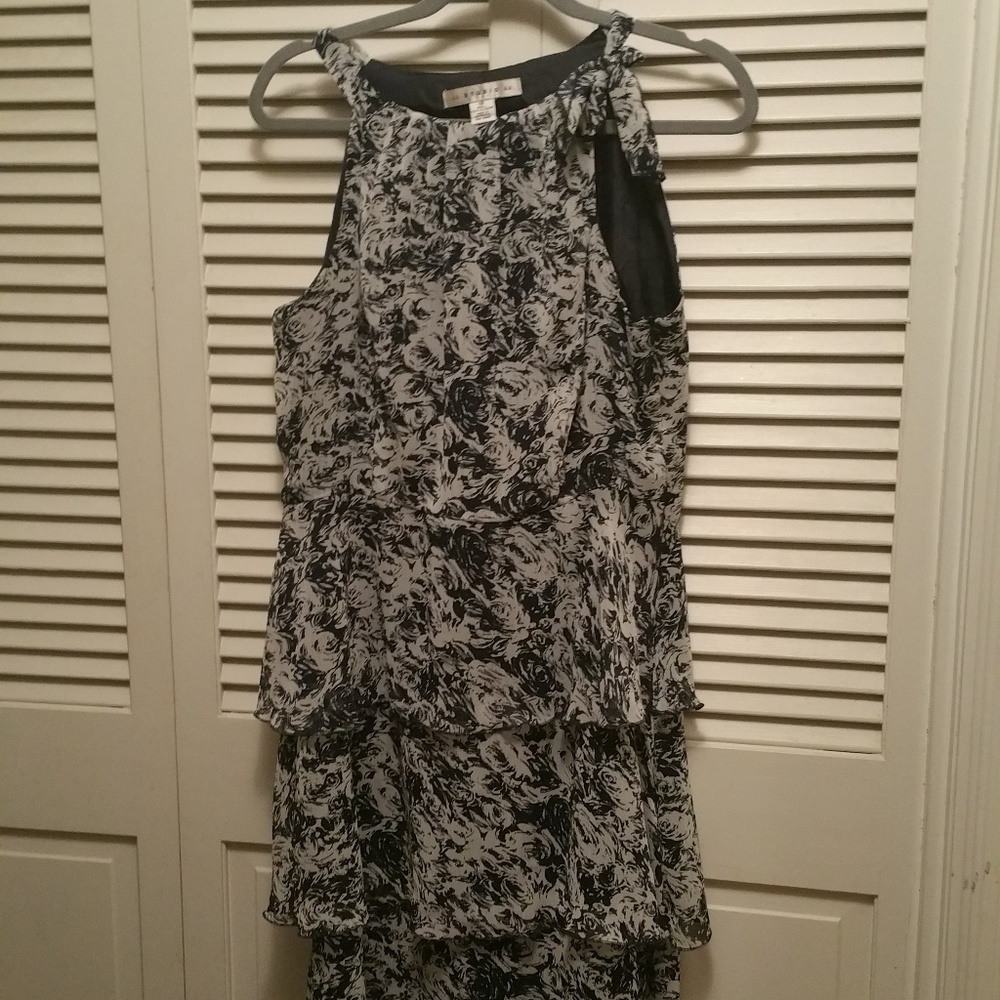 Perfect flirty sundress!